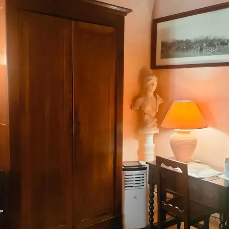 Tresor Apartment Uzes