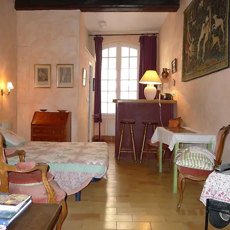 Apartment Tresor Uzes